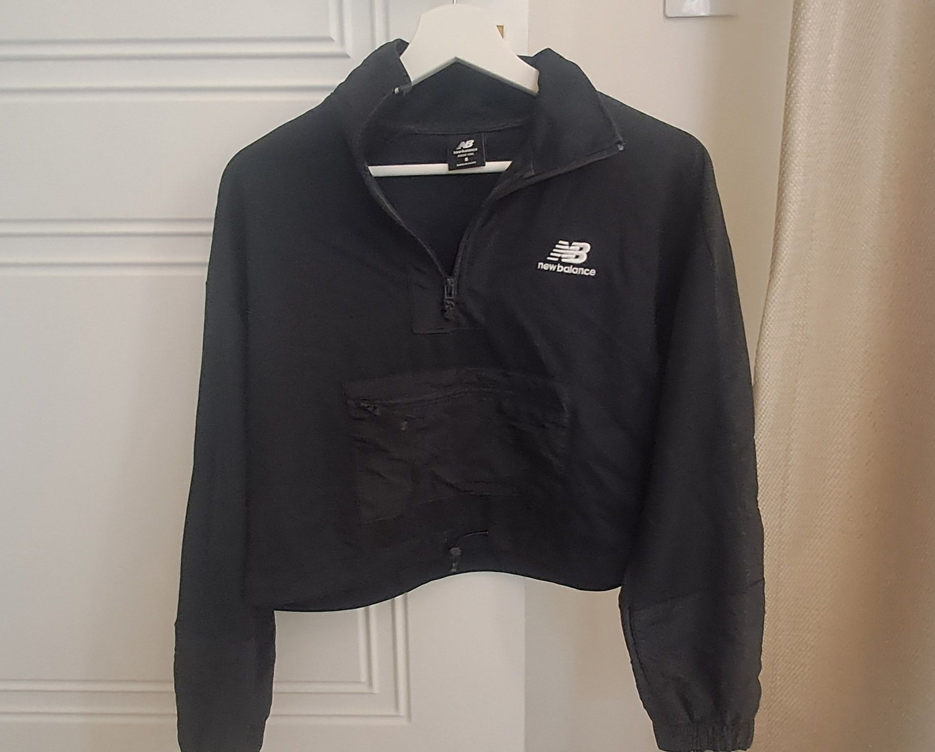 NEW BALANCE Суитшърт Athletics Amplified
