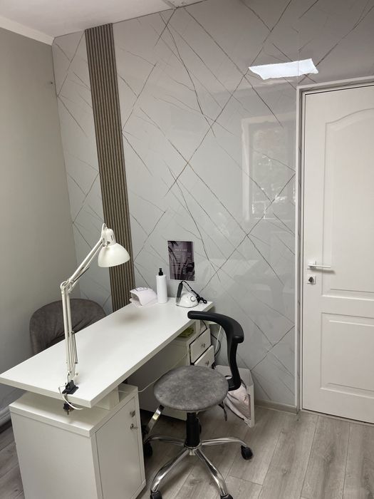 Сдам в аренду кабинет маникюра, педикюра.