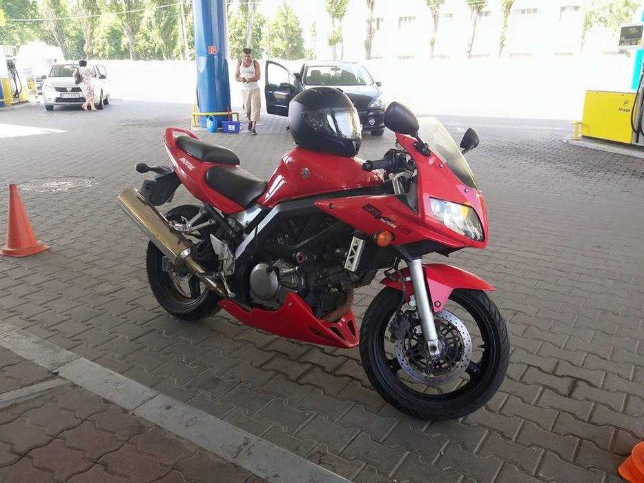 Bug Spoiler Suzuki SV 650 ,pinten carena inferioara . NOU sv650