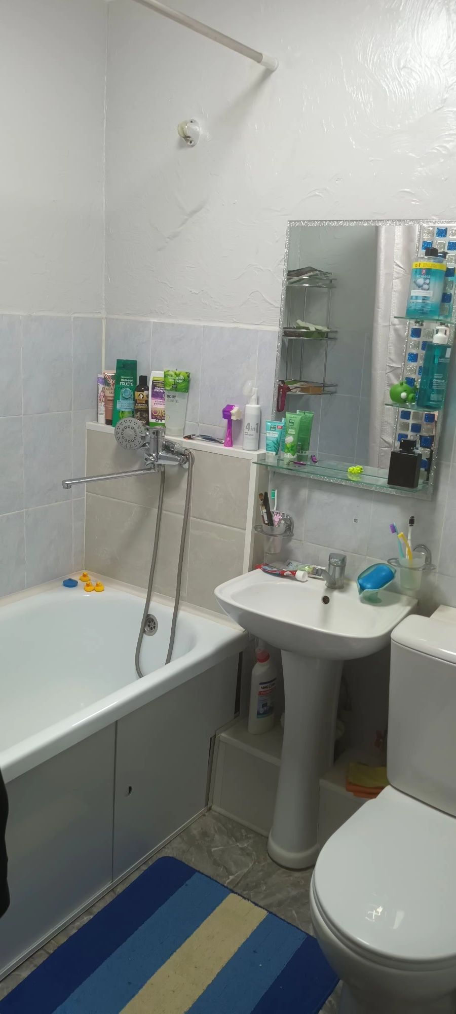 Продам  2 комн. квартиру