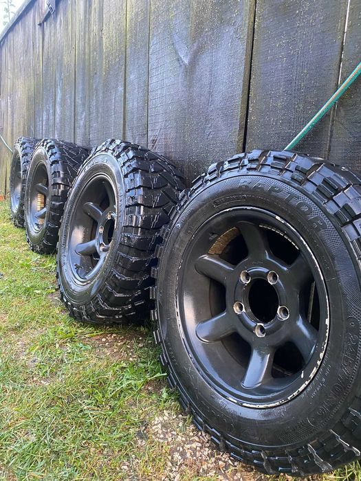 Vănd cauciucuri raptor 245/70R16 cu genți de aluminiu!