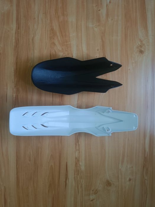 Aripă față pentru motocicletă DR 250, DR 350, DRZ 400, DR 650