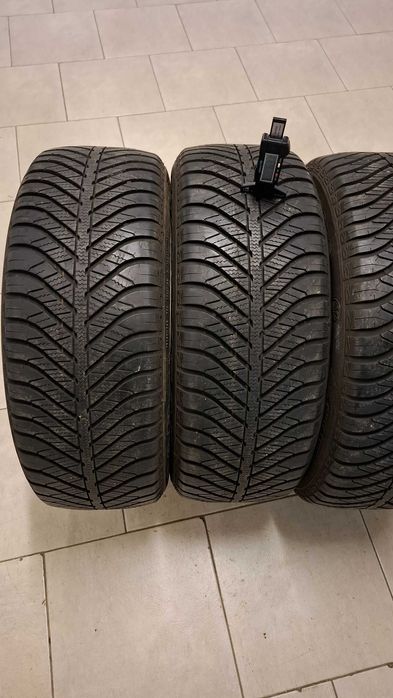 4бр всесезонни гуми GoodYear 205 55 16