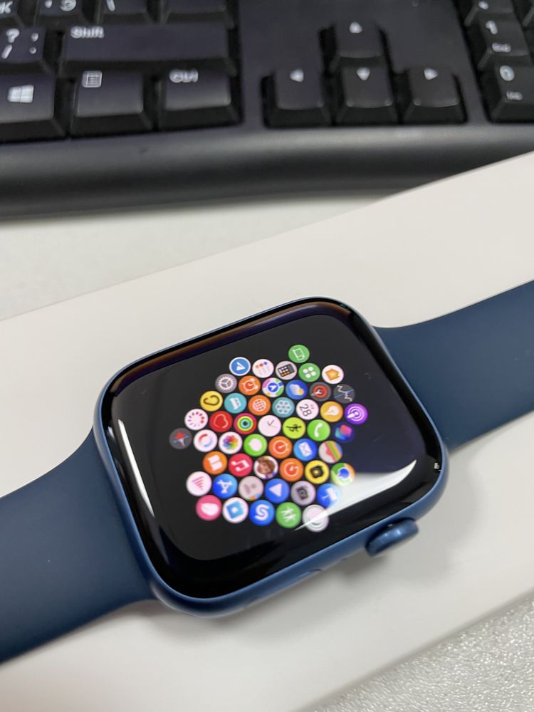 Apple Watch Series 7 45 mm