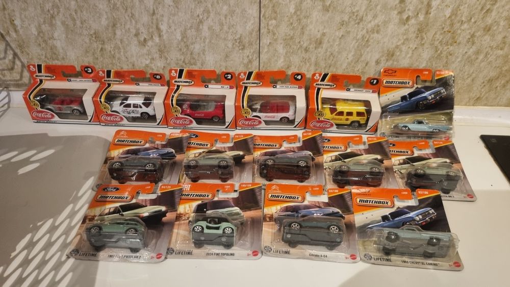 Огромен лот колички Machbox