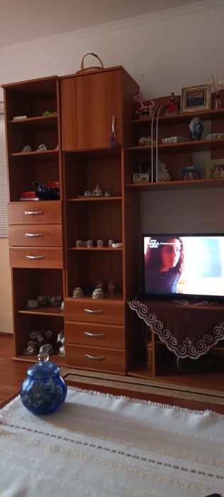 Vând mobilă sufragerie