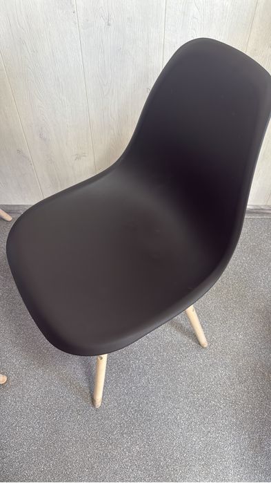 Продам столы со стулями