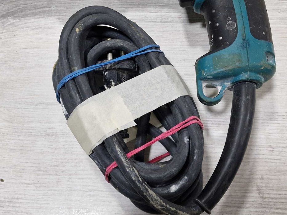 Електрически перфоратор Makita HR2470, SDS-plus, 780 W, 2.4 J