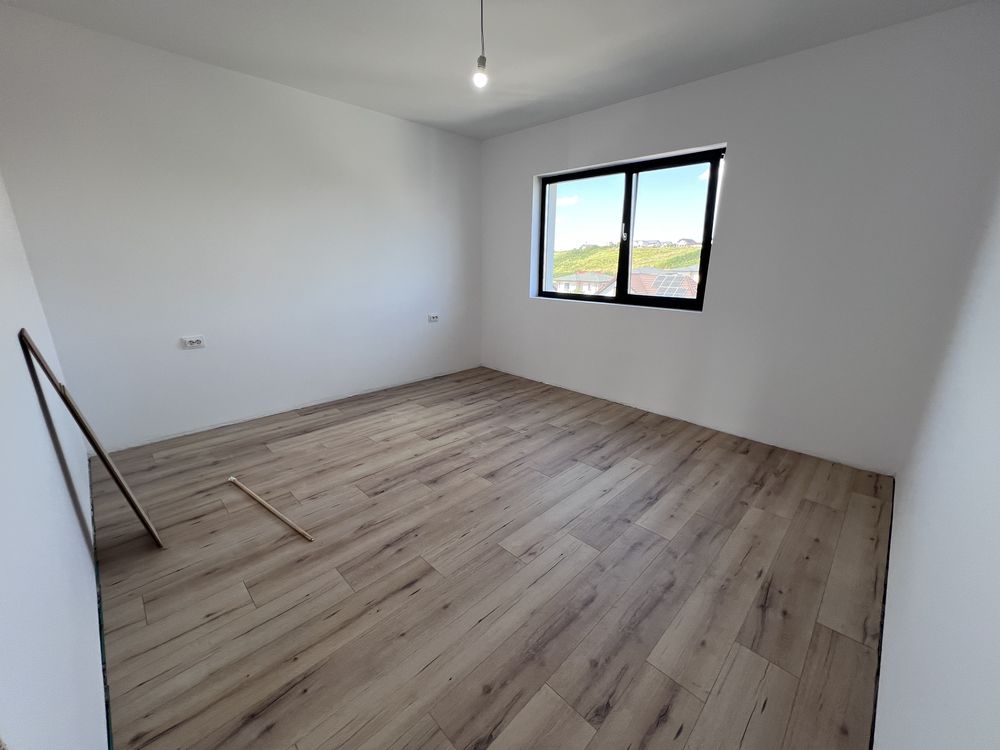 Proprietar/4camere 2bai/tva 9%| Miroslava Vorovesti