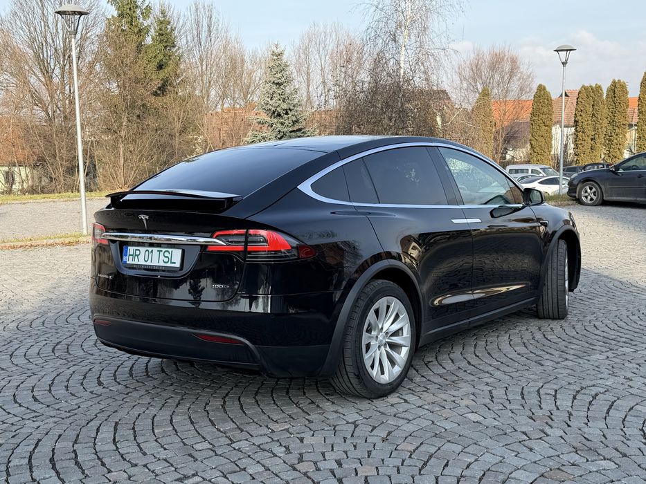 Tesla model X long range 100D