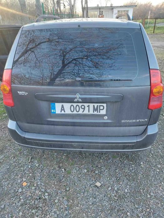 Mitsubishi space star