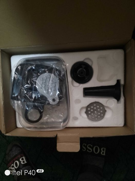 Мясорубка ARTEL ART-MG-35-80A