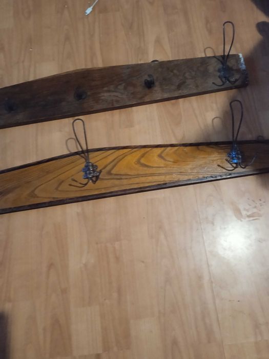 старинни закачалки за стена