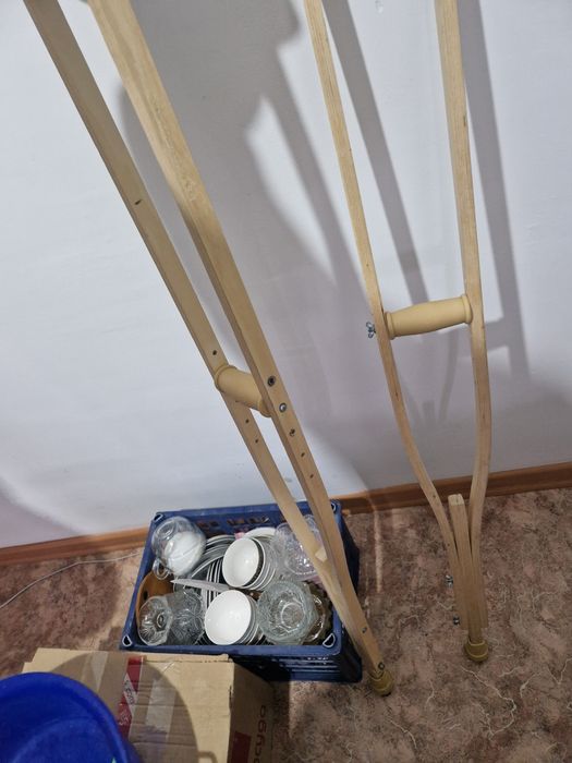 Балдақ сатылады, продам костыль
