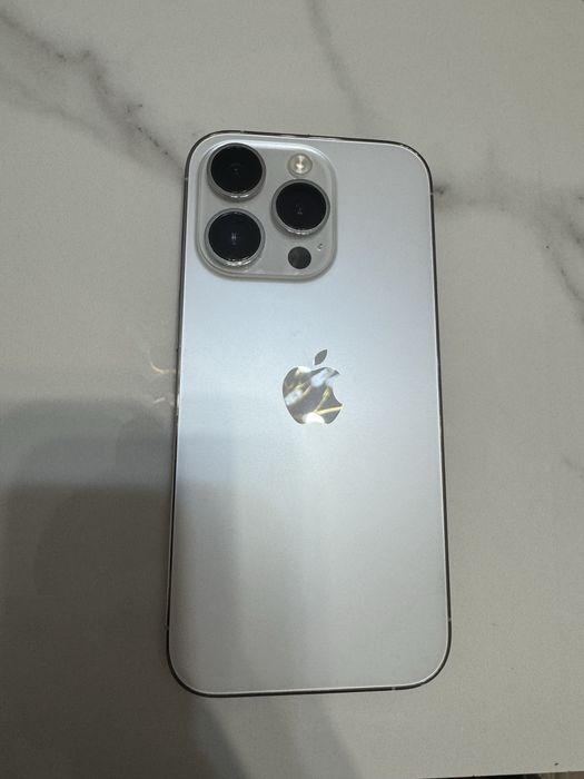 Продам Iphone 14 pro
