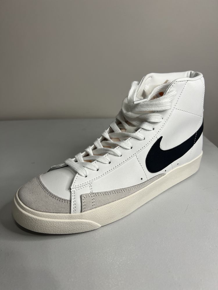 Продам Nike Blazer mid