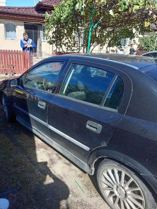 Vând Opel astra GPL