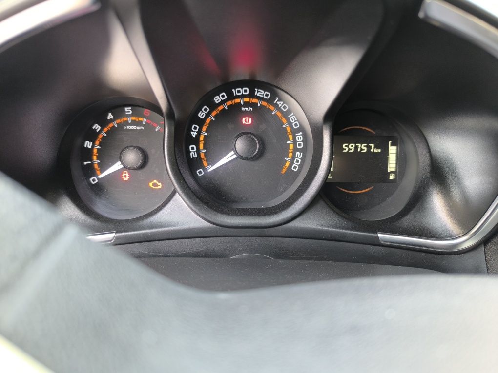 Продаю Lada Xrey 2019 год пробег 60000,возможен обмен.
