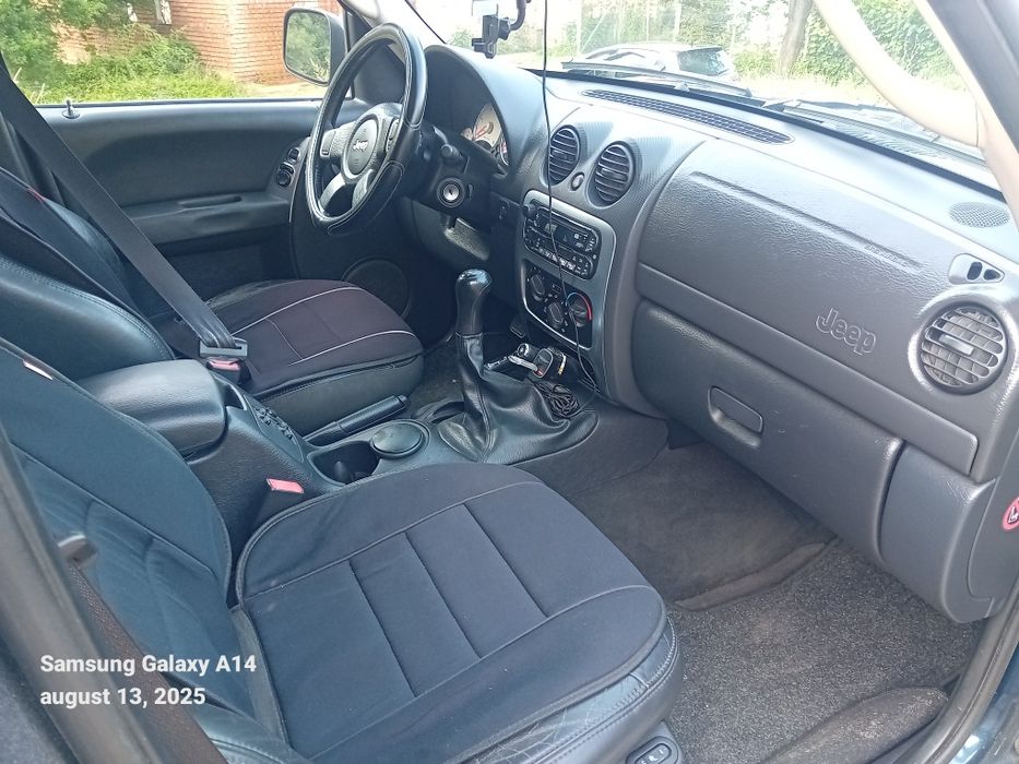 Jeep cherokee kj 2.5 crd An 2004