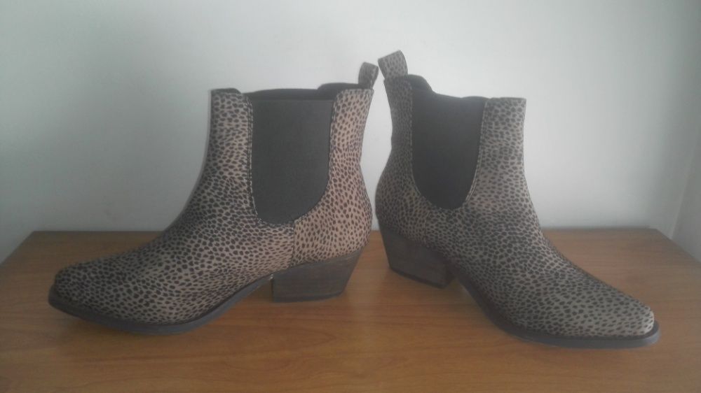 Дамски боти SOLES, 38 номер модел boot this festival