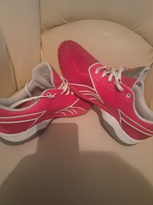 Adidași Reebok nr 40 impecabili