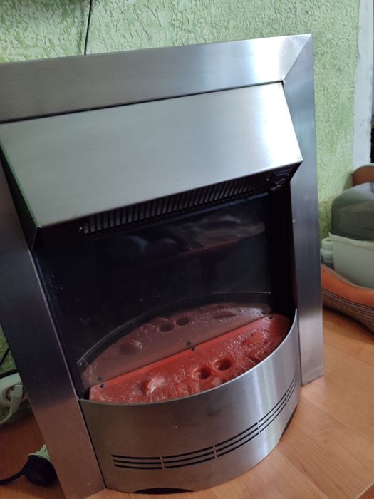 Продаётся электрокамин.