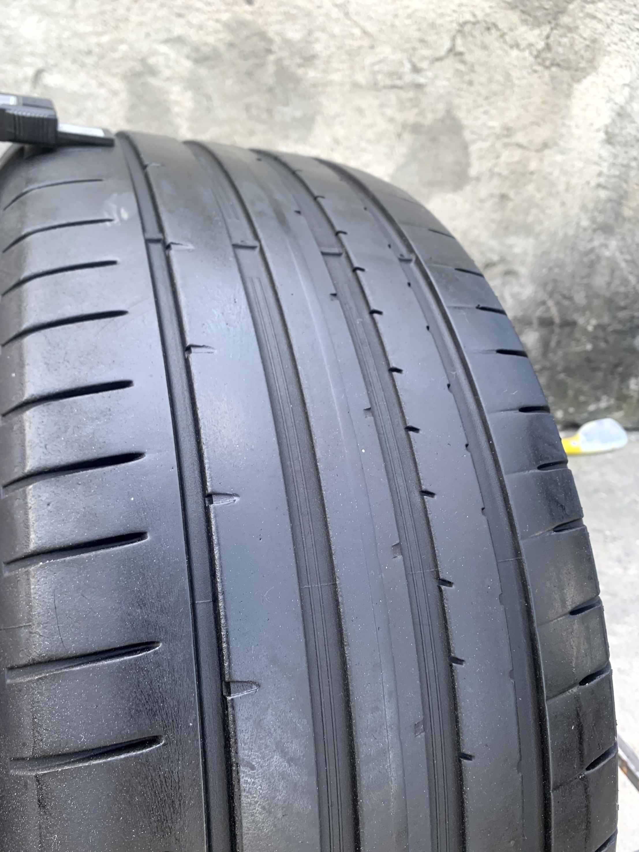 Anvelope Vara 225/40 R18 DUNLOP Sport Maxx RT2