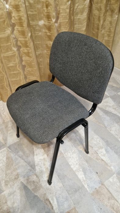 Продам стул универсальный