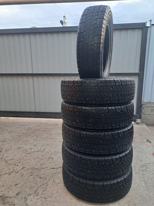 Продам шины зимние