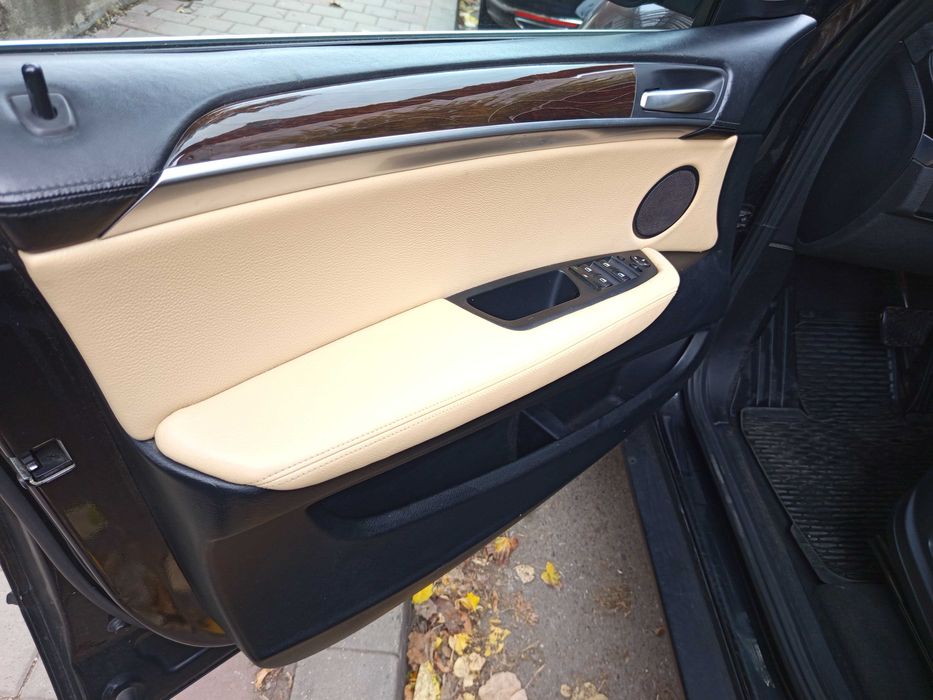 Vând autoturism BMW x5 xDrive30d