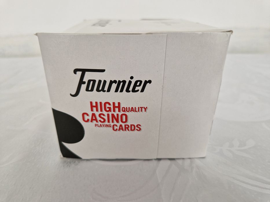 Carti de joc speciale pentru casino