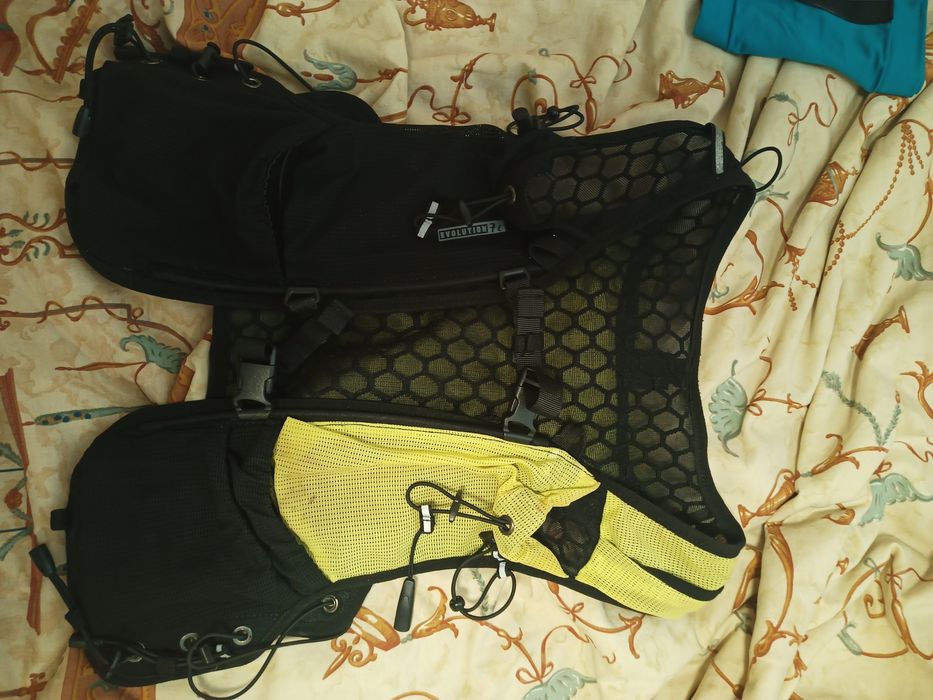 Compressport, salomon adv skin 12, instinct evolution 7
