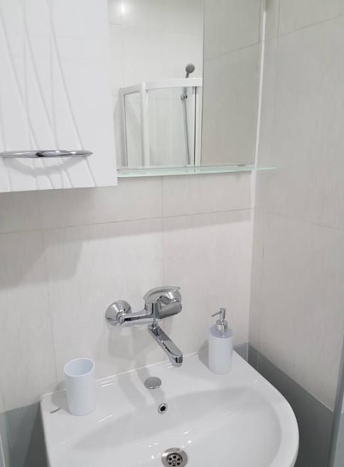 Дава се под наем Тристаен апартамент в Пловдив, Каменица 1 - 90 кв.м за 550 € - Снимка #8