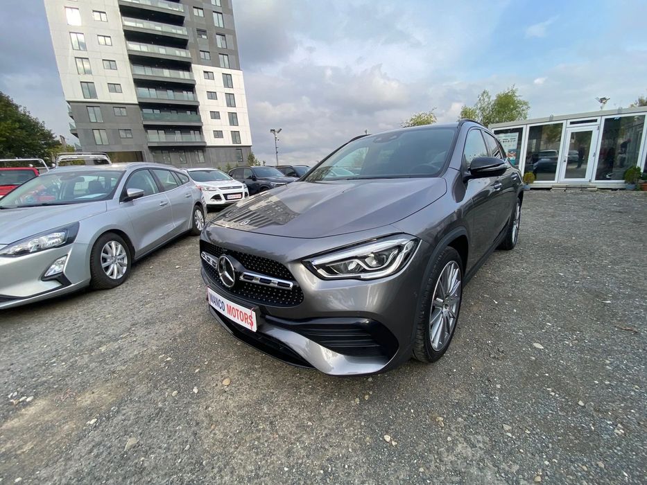 Mercedes-Benz GLA Mercedes-Benz GLA 200 AMG Night Parktronic MBUX LED