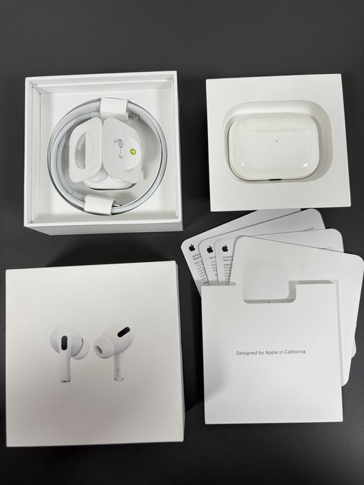 Аррlе AirРods Рro 1-гo покoлeния