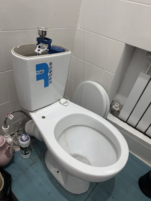 Унитаз в хорошем состоянии нурсити