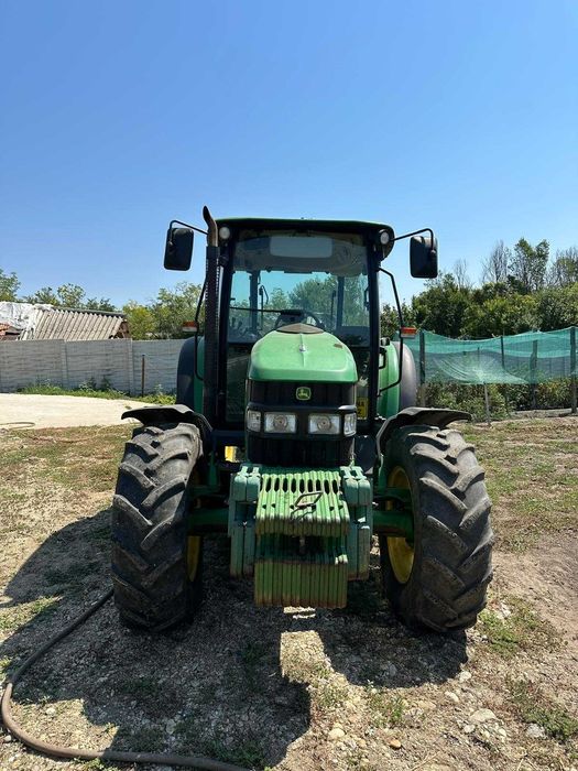 John Deere 5100R