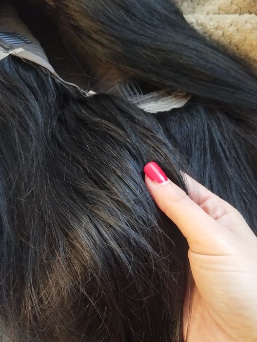 Дамска естествена перука