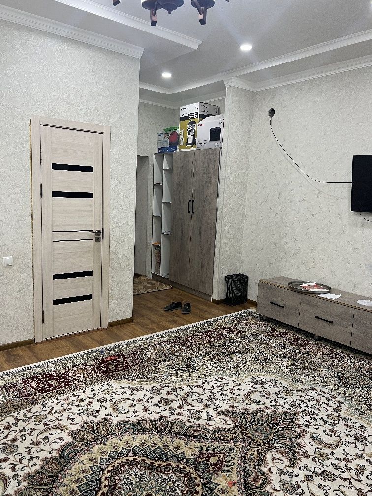 Buxoro shahar Terakzor Restoran 3xonali kvartira sotiladi