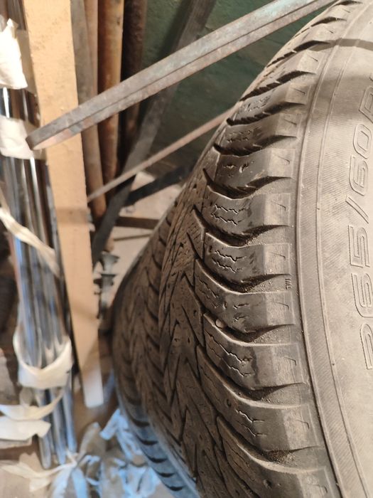 Продам зимние шины