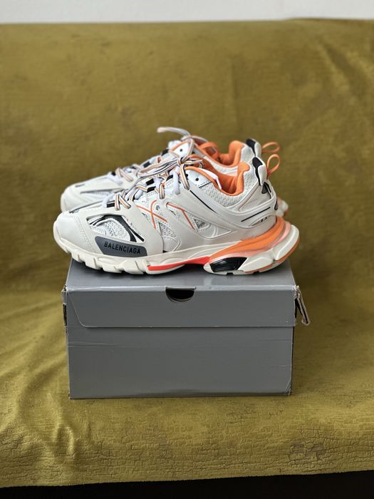 Balenciaga Track 40, 44