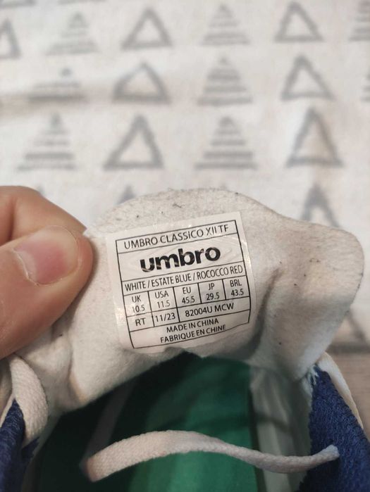 Футболни стоножки Umbro Classico