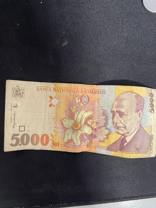 Vând bancnotă și monede vechi