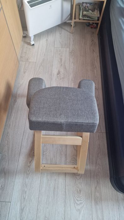 Scaun ergonomic, tip balansoar