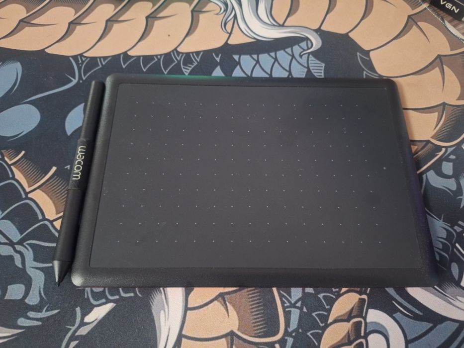 Графический планшет Wacom One Small