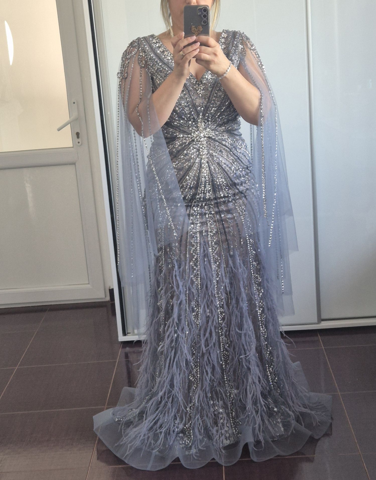 Rochie de nasa .