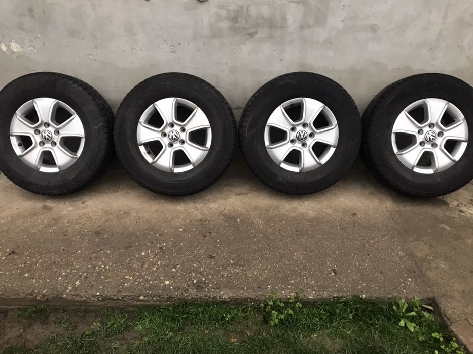Roti iarna 245/70/16 originale VW AMAROK
