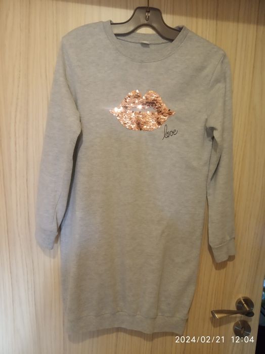 Блузонче с променящи си цвета мъниста