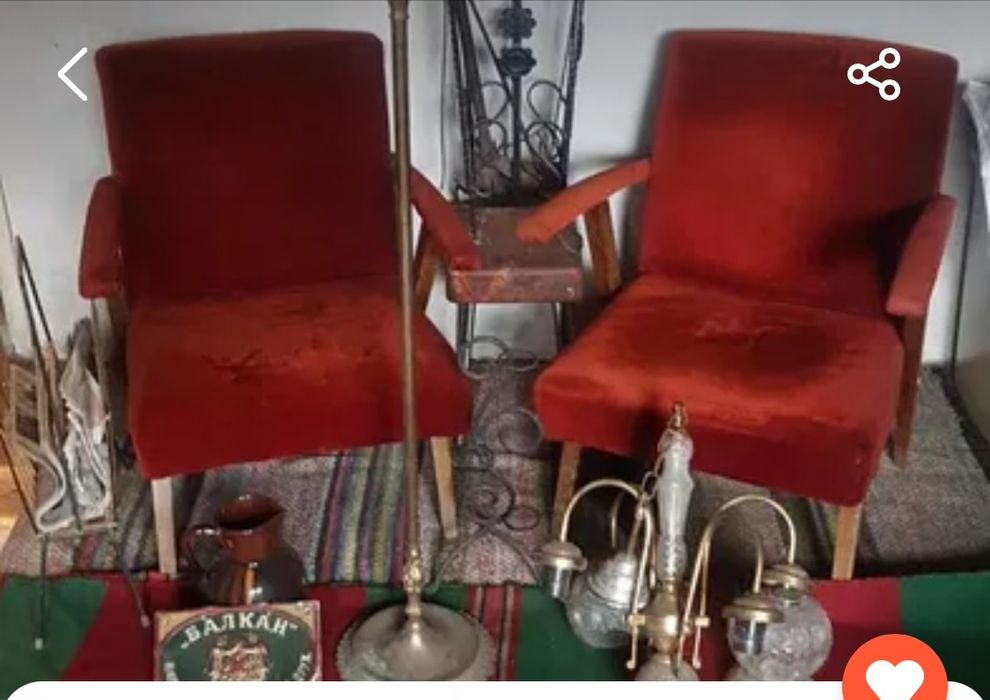 Масивни Ретро - Шкафове Огледало- Закачалка-Лампа-Фотоапарати- идр.