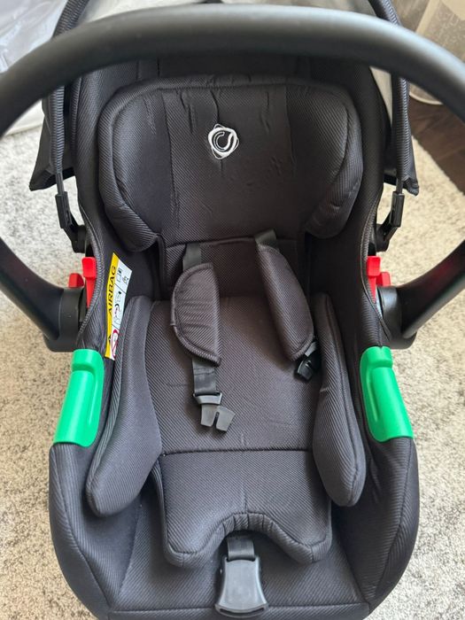 Scoică auto pentru copii